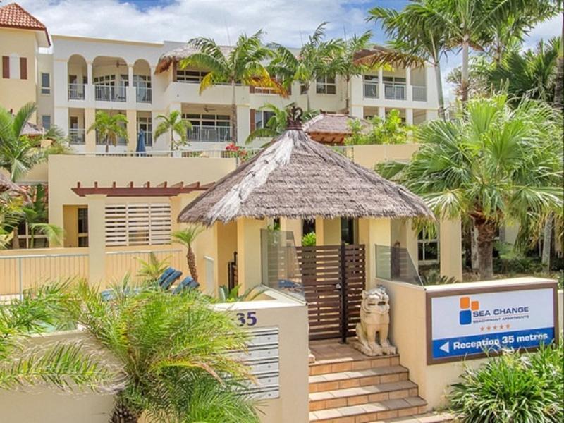 Sea Change Beachfront Apartments Trinity Beach Extérieur photo