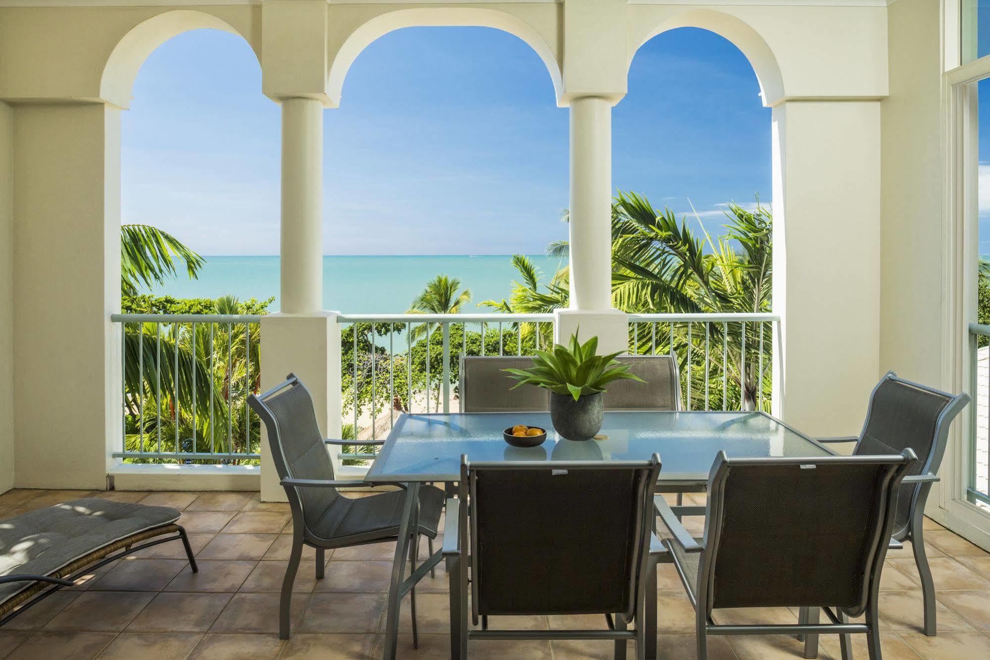 Sea Change Beachfront Apartments Trinity Beach Extérieur photo