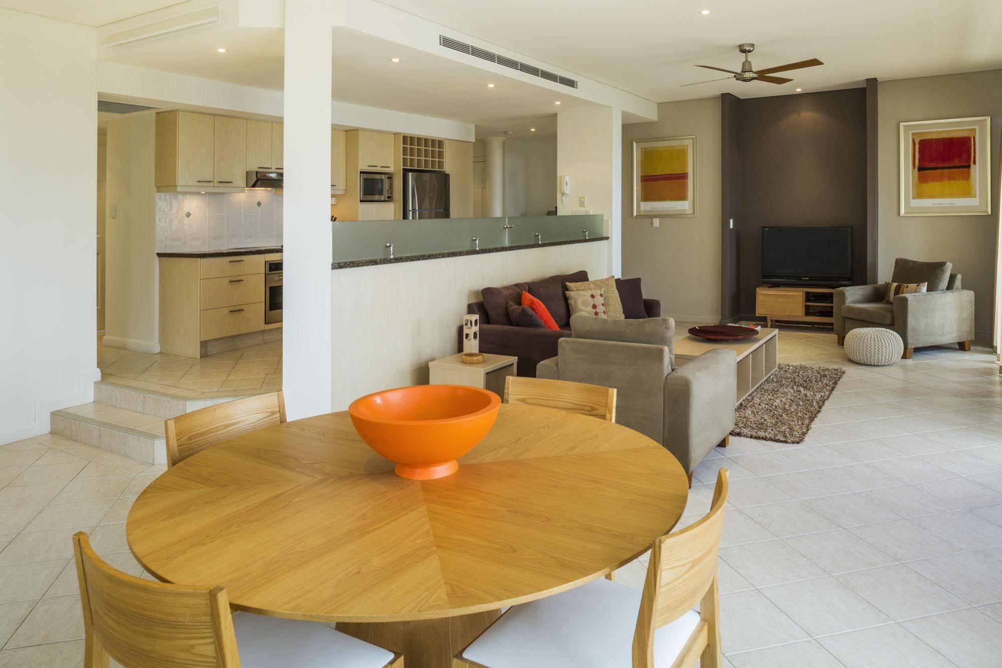 Sea Change Beachfront Apartments Trinity Beach Extérieur photo