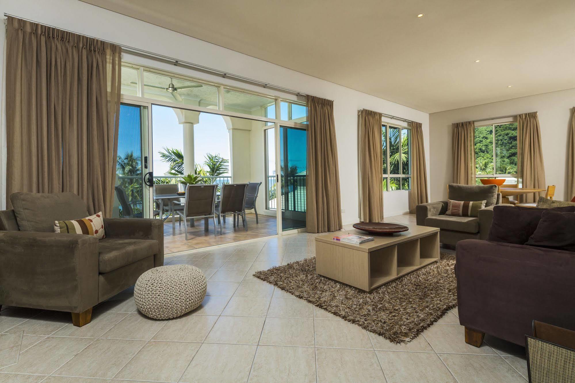 Sea Change Beachfront Apartments Trinity Beach Extérieur photo