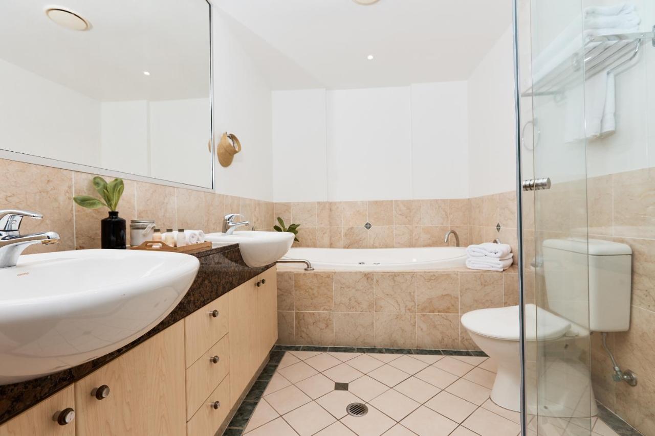 Sea Change Beachfront Apartments Trinity Beach Extérieur photo